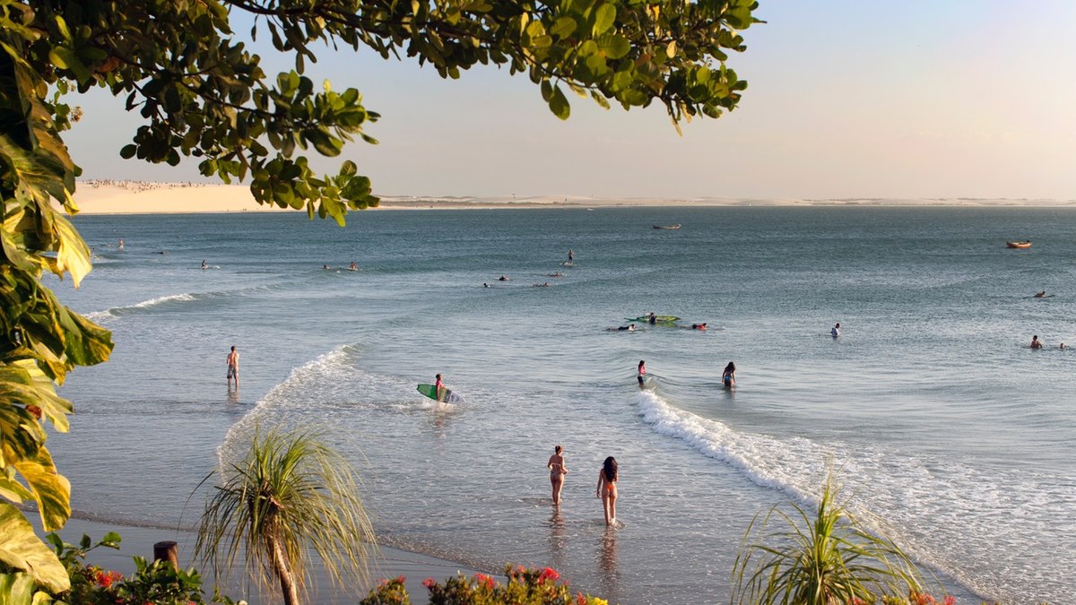 Jericoacoara em atraído brasileiros e estrangeiros que buscam uma fuga do comum para o Réveillon