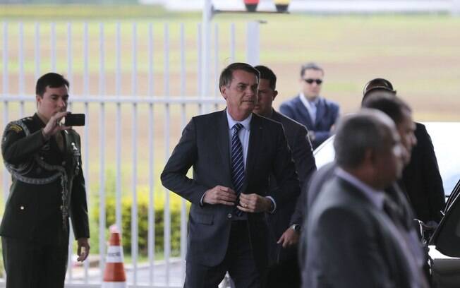 Bolsonaro chamou denúncia de tortura de 'besteira' e disse que imprensa é 