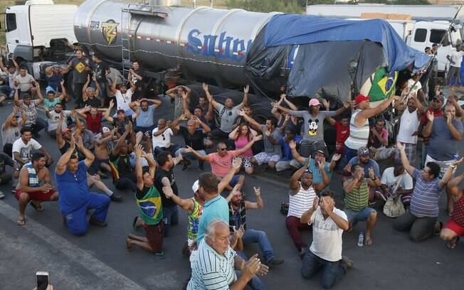 Setor de serviços ainda é impactato pela greve dos caminhoneiros, que atingiu o Brasil em maio