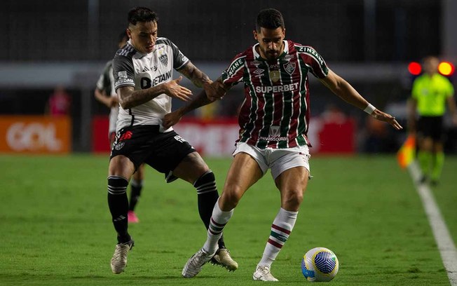 Renato Augusto volta aos relacionados do Fluminense