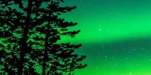 VÍDEO: aurora boreal ilumina noite de Manitoba, no Canadá