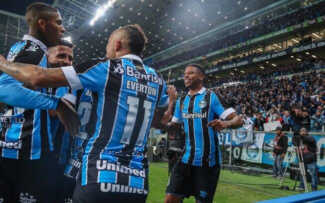 Grêmio vence primeiro jogo da semifinal da Copa do Brasil contra Athletico