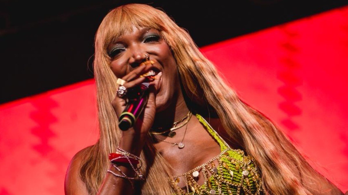 Majur agitou o Viaduto de Madureira Majur agitou o Viaduto de Madureira