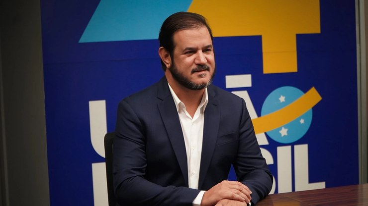 Saída de ministro deixa frente ampla de Lula cada vez menos ampla