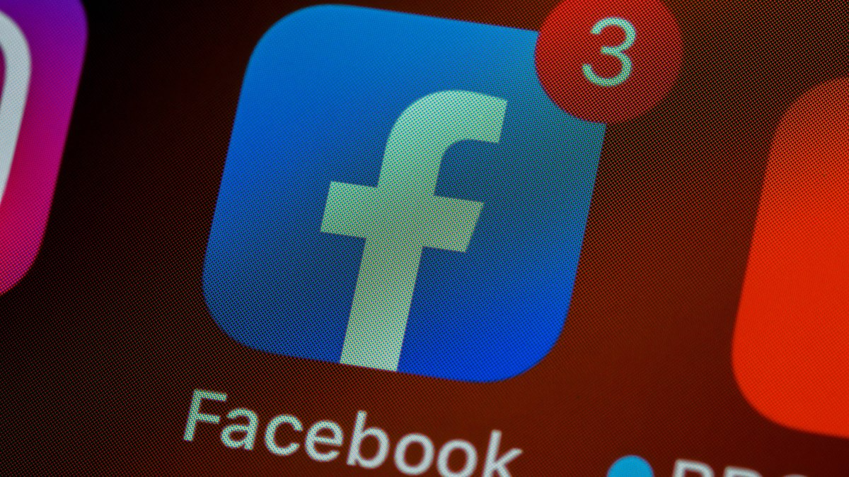 Teste aponta falha do Facebook com desinformação eleitoral