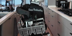 Empresa dos EUA oferece serviço de limpeza com robôs humanoides