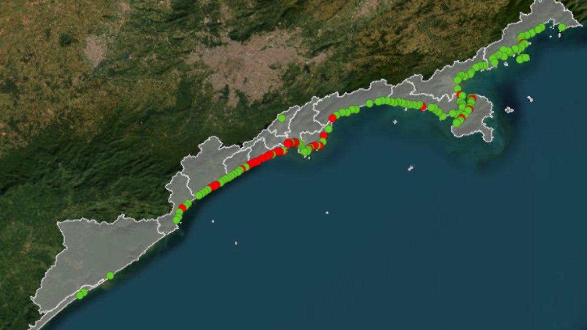 Em verde - praias próprias para banho, em vermlho - praias impróprias para banho. Em verde - praias próprias para banho, em vermlho - praias impróprias para banho.