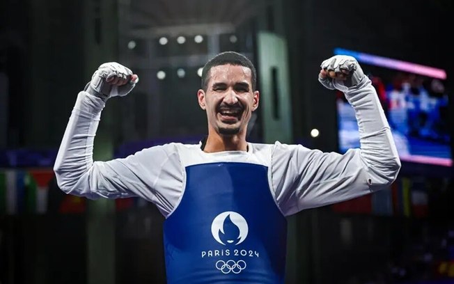 Edival Pontes, o Netinho, traz a medalha de bronze no taekwondo em Paris-24