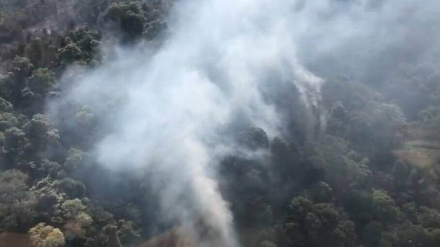 Incêndio no Pico das Cabras, em setembro do ano passado.