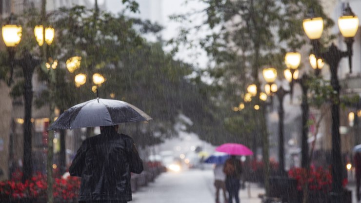 Frio diminui e temporais avançam sobre o Paraná nesta sexta (22)
