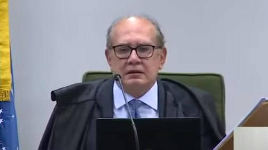 Ernesto Araújo ataca decisão do STF e Gilmar Mendes rebate: 