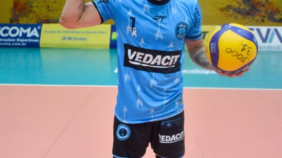 Líbero Rogerinho usará o uniforme azulo durante todo o mês de novembro. Líbero Rogerinho usará o uniforme azulo durante todo o mês de novembro.