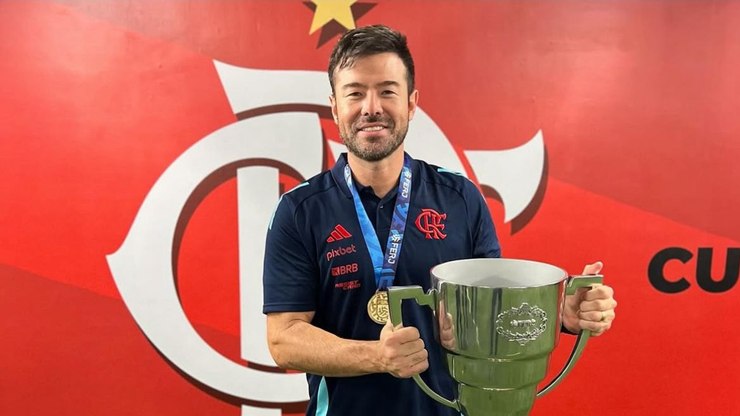 Chefe%20do%20DM%20do%20Fla%20revela%20inc%C3%B4modo%20com%20Supercopa