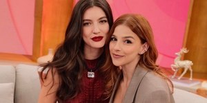 Atrizes celebram sucesso de casal lésbico em "Três Graças"