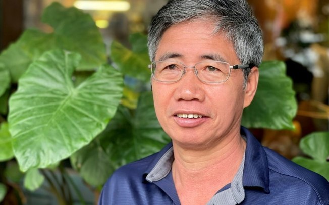 O jornalista vietnamita Huy Duc, também conhecido como Truong Huy San, em 10 de abril de 2021, em Hanói