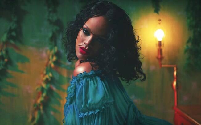 Rihanna ganha estátua de cera em museu em Berlim, mas fãs criticaram a obra por não se parecer em nada com ela