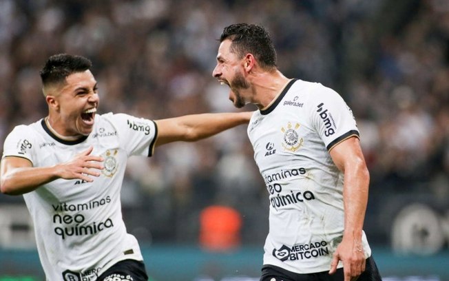 Recuperados de problemas, Giuliano e Roni projetam confronto entre Corinthians e Inter
