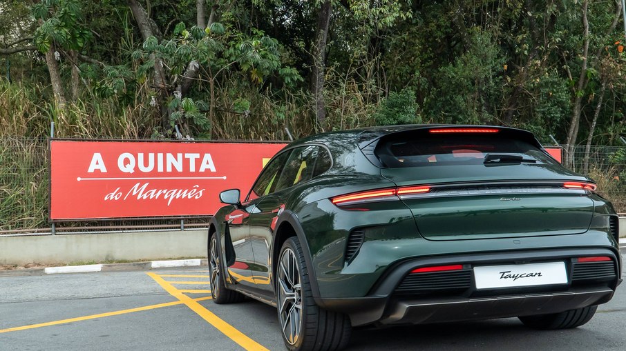 Novo posto de carregamento Porsche GreenV - Rodovia Presidente Castelo Branco - SP