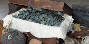 Mais de R$ 5,3 milhões em moedas de ouro são achados em naufrágio