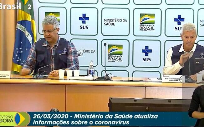 Secretários do Ministério da Saúde, Oliveira e Gabbardo divulgam dados e falam sobre pico do novo coronavírus