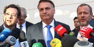 "O golpe não existiu", diz Bolsonaro ao chegar no STF