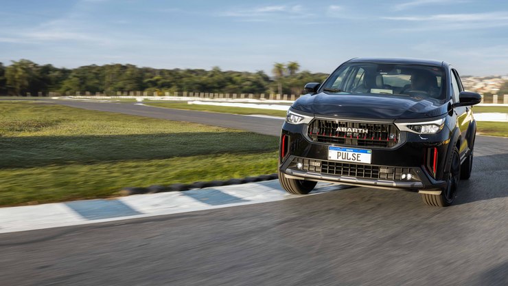 Pulse%20Abarth%202026%20ganha%20mais%20equipamentos