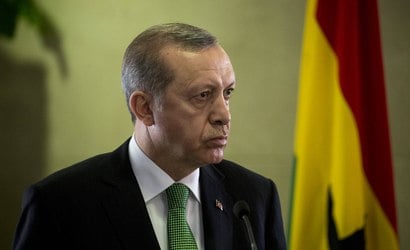 Turquia retira veto à entrada de Suécia e Finlândia na OTAN
