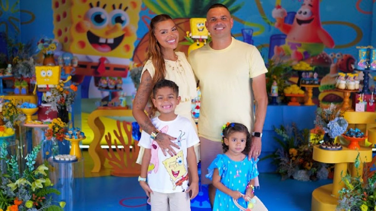 Filho de Evelyn Regly ganha festa de Bob Esponja para comemorar 7 anos Filho de Evelyn Regly ganha festa de Bob Esponja para comemorar 7 anos