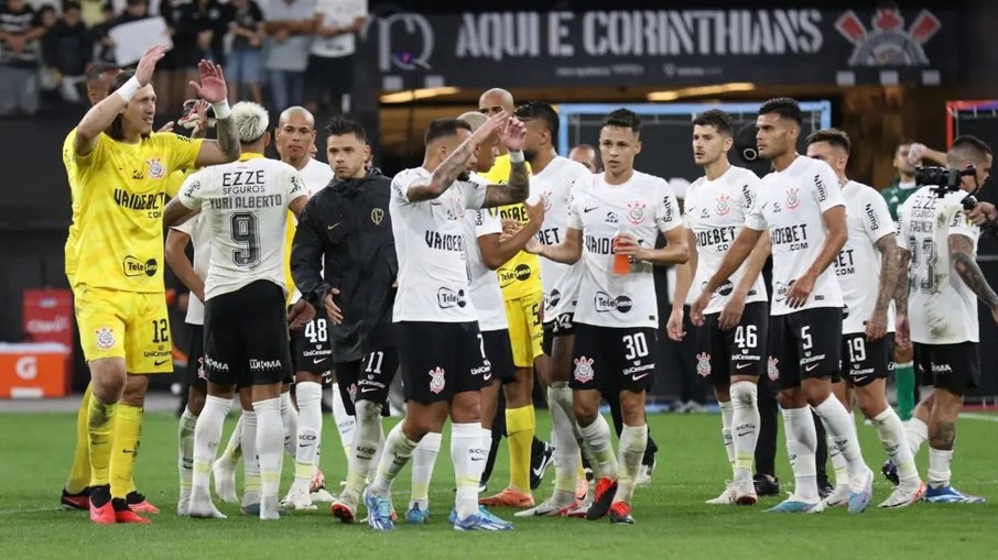 Corinthians vive momento turbulento na temporada