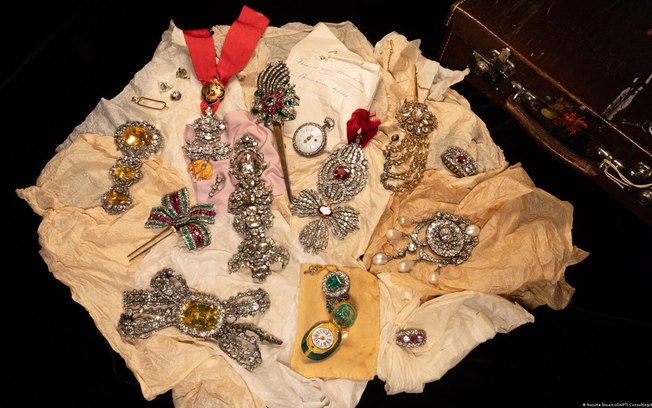 Paradeiro da colegação ficou em segredo por um século a pedido da imperatriz Zita Paradeiro da colegação ficou em segredo por um século a pedido da imperatriz Zita