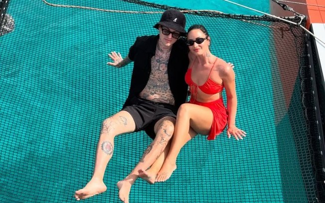 Na ilha paradisíaca Bora Bora, Demi Lovato compartilha fotos da lua de mel Na ilha paradisíaca Bora Bora, Demi Lovato compartilha fotos da lua de mel