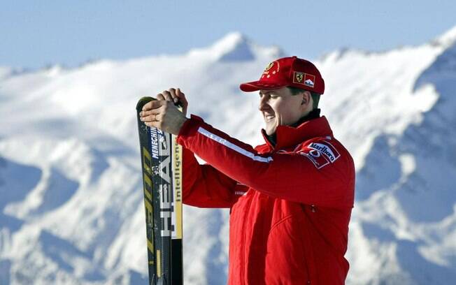 Michael Schumacher se acidentou enquanto esquiava na Súíça, no fim de 2013