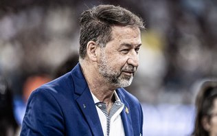 Afastado? Melo quebra silêncio e se diz presidente do Corinthians
