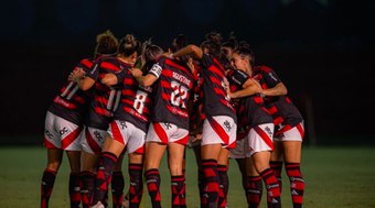 T%C3%A9cnica%20do%20Flamengo%20avalia%20aus%C3%AAncias%20de%20rubro-negras
