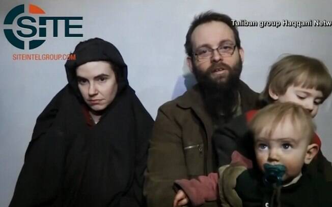 Família que passou cinco anos como reféns do Taleban denuncia horror após resgate