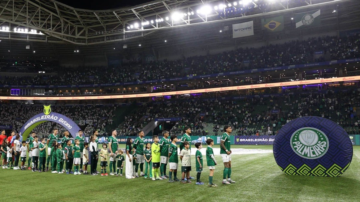 Palmeiras%20tem%20campanha%20de%20Z4%20em%20casa%20no%20Brasileir%C3%A3o
