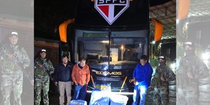 Polícia apreende 86kg de maconha em ônibus que levaria o São Paulo
