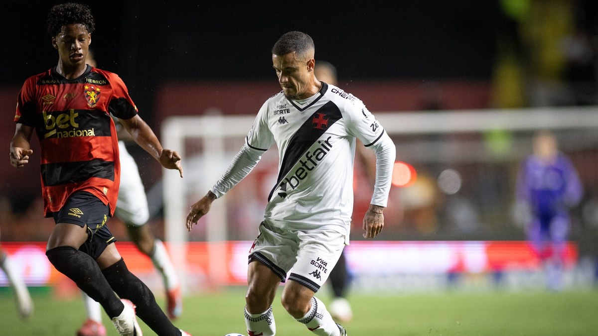 Vasco supera pênalti polêmico, vence Sport e deixa Z4 Vasco supera pênalti polêmico, vence Sport e deixa Z4