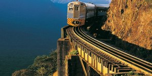 Saiba tudo sobre o trem que leva turistas mineiros para o Espírito Santo