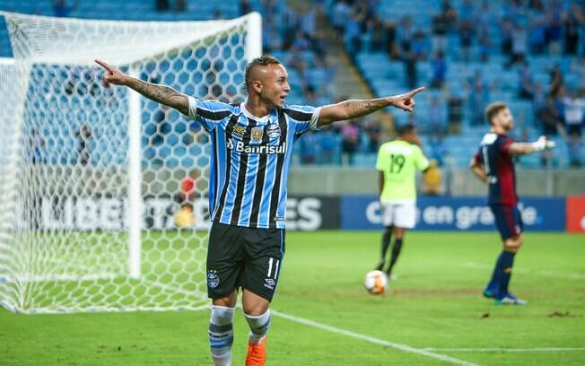 Everton Cebolinha, do Grêmio