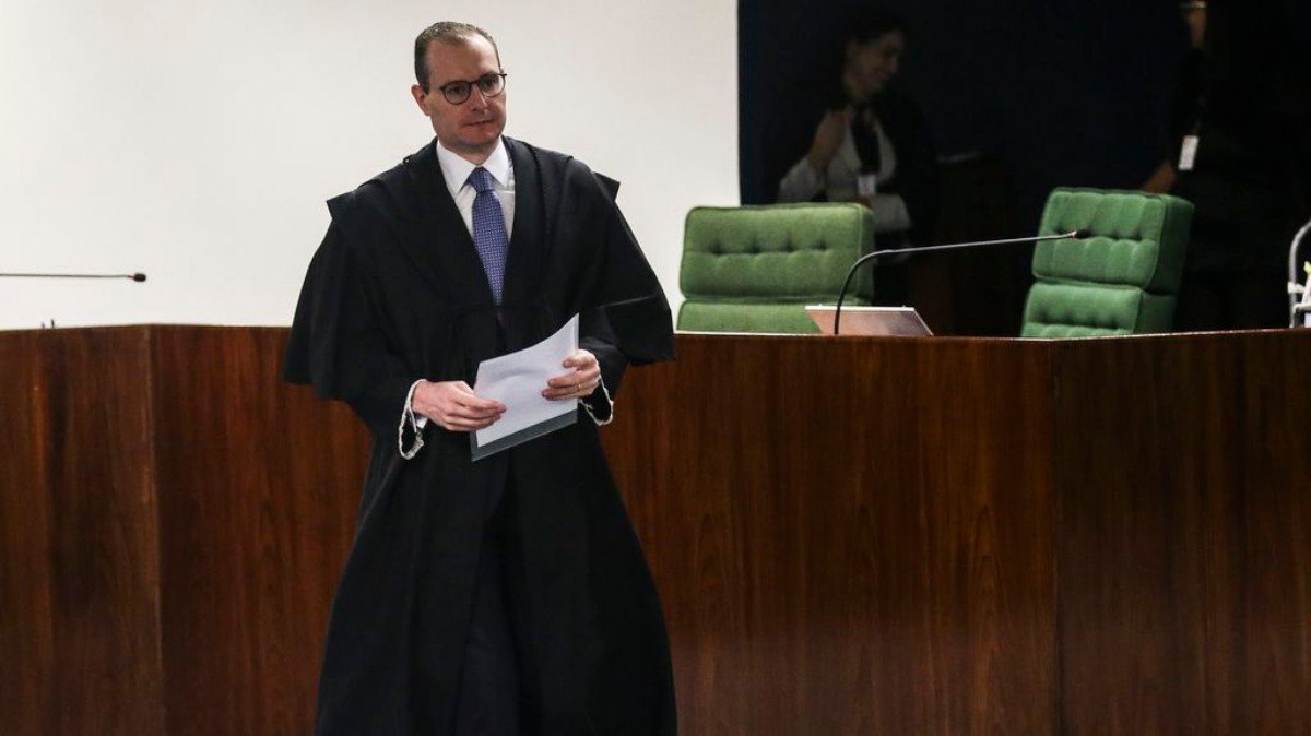 Advogado de Lula, Cristiano Zanin