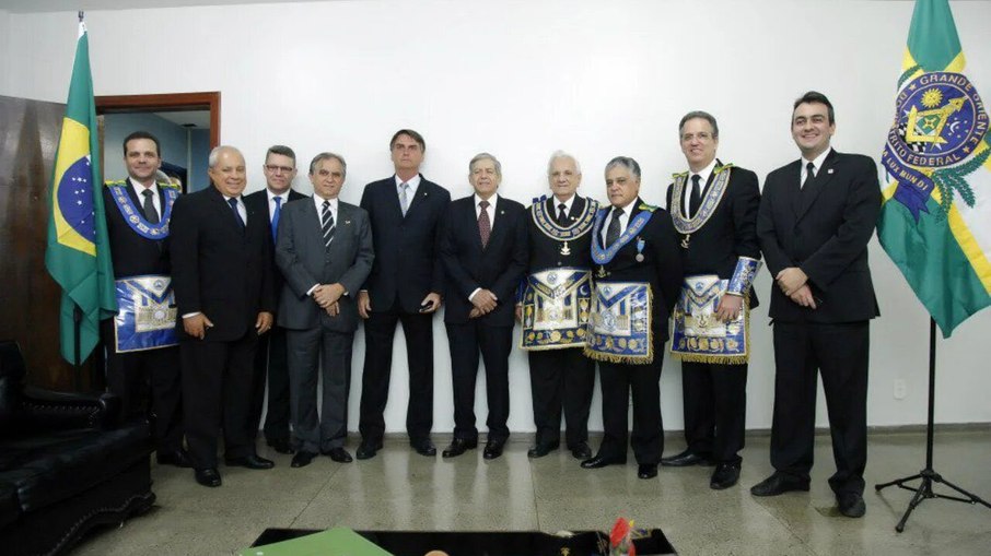 Bolsonaro e representantes da Maçonaria