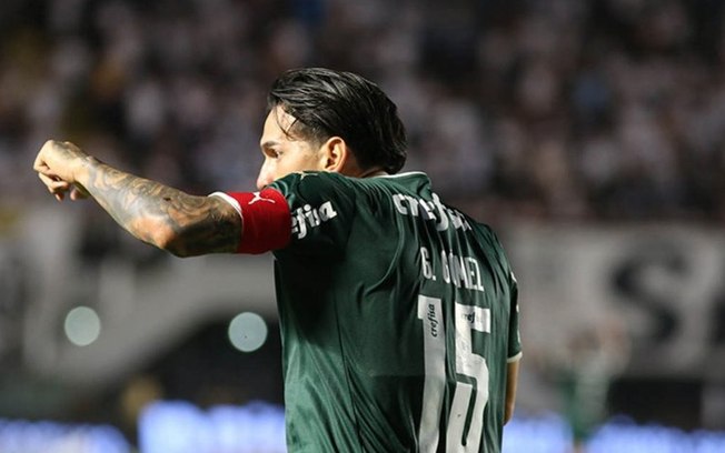 Gustavo Gómez destaca força mental do Palmeiras em vitória sobre o Santos