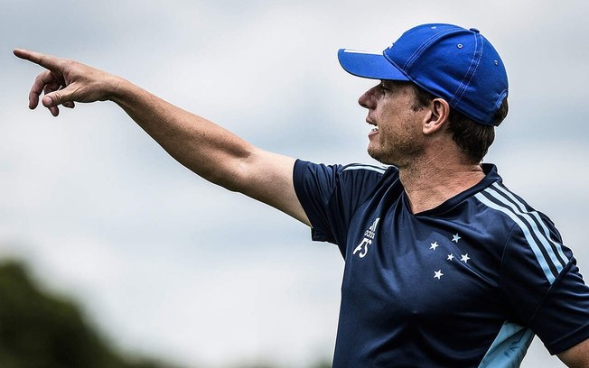 Fernando Seabra é o novo treinador do Cruzeiro Fernando Seabra é o novo treinador do Cruzeiro