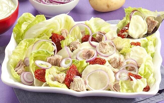 Salada de atum: 4 receitas rápidas e completas