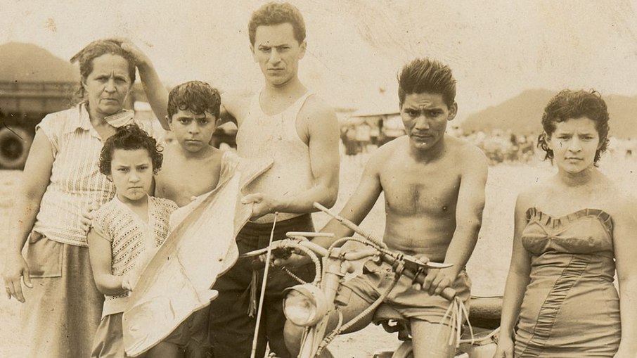 Dona Lindu, mãe de Lula, com os filhos