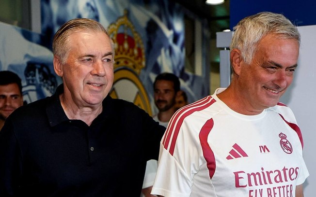 Ancelotti cumprimenta Vini Jr na visita ao CT do Real Madrid Ancelotti cumprimenta Vini Jr na visita ao CT do Real Madrid