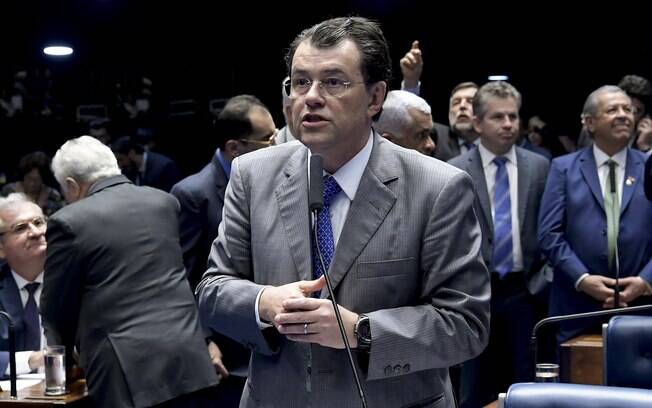 O senador Eduardo Braga (MDB-AM) será o relator da indicação de Augusto Aras à PGR