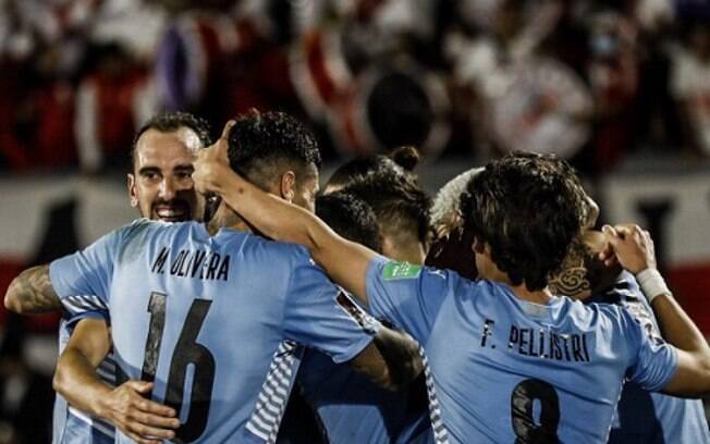 Arrascaeta decide, Uruguai bate o Peru e confirma vaga na Copa do Mundo do Qatar