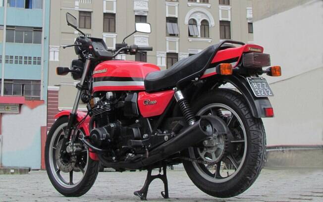 A Kawasaki GPz 1100, já em 1981, impressionava pela tecnologia, pela potência e também pela beleza